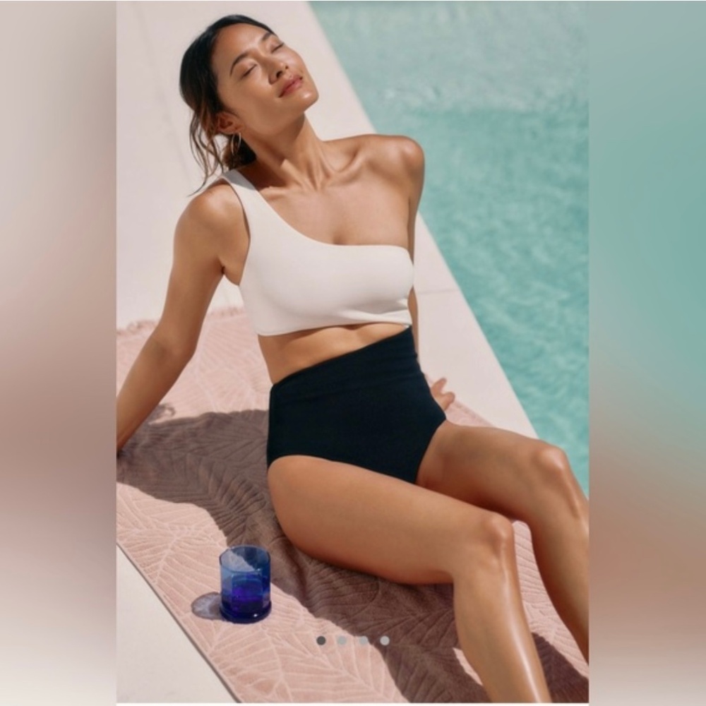 Anthropologie Jets Versa Rib One-Shoulder One-Piece Swimsuit US 10